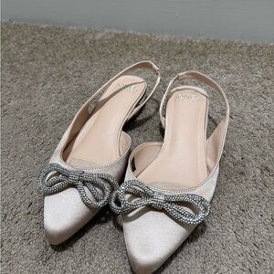 Jones New York Women's Beige Slingback Flats with Bow